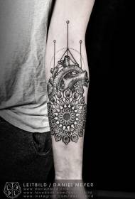 braccio divertente fiore e cuore combinato modello tatuaggio