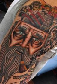 alte Schule malte rauchenden Seemann mit Leuchtturmschiff Arm Tattoo Muster