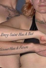 pora rankinės meilė angliškas raidė tatuiruotės modelis