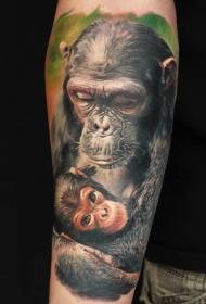 Arm nagyon reális színes csimpánz anya és a baba tetoválás minta