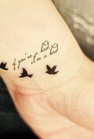 pols schattig vogel en letter zwart tattoo patroon