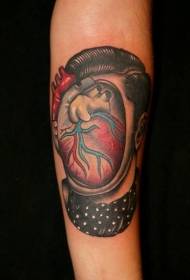 Grappig hart en anoniem portret gekleurd arm tattoo patroon