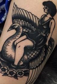рука чорная жанчына з малюнкам татуіроўкі лебедзя
