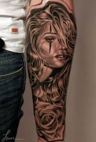 braso ng mexican style makatotohanang pattern ng portrait ng larawan ng babae na may pagpipinta ng kamay