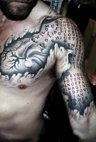 napola jedinstveno crno srce s uzorkom tetovaže iscrpljeno engleskim slovima