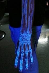 arm black and white realistic Fluorescent bone tattoo pattern