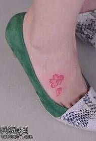 Foot pink lotus tattoo patroon