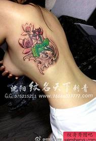 Lepa stran čudovitega in čudovitega vzorca tetovaže lotusa