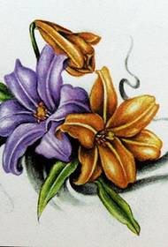 Ein Lilientätowierungsmuster, das zum Abdecken von Narben geeignet ist