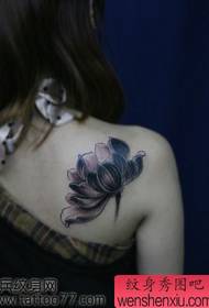 Álainn áilleacht patrún tattoo Lotus