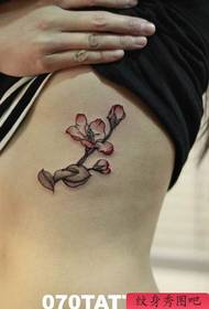 Peach flower tattoo patroan