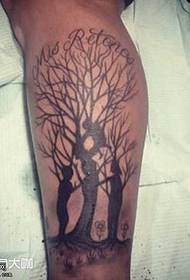 Patrón de tatuaxe da árbore da personalidade das pernas