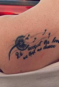 Dandelion yokhala ndi tattoo tattoo