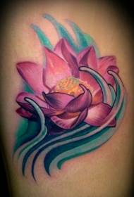 Imagem de tatuagem de lótus rosa de cor de ombro