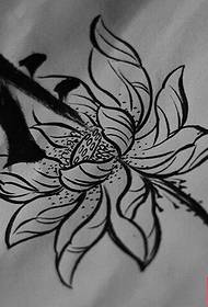 Opere di tatuaggio di loto sanscrito