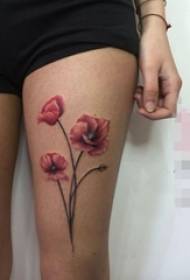 Ang mga batang babae sa mga hita ay nagpinta ng gradient na maliliit na sariwang halaman na pampanitikan na bulaklak ng tattoo na larawan