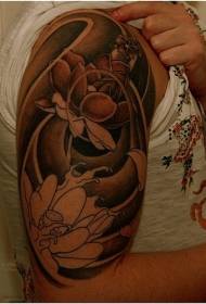 Модел на татуировка на татуировка на женско рамо с голям лотос