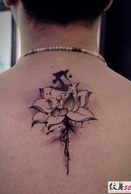 Sanskritoaren tatuaje lotus bikain eta eder bat