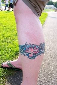 Gambe femminili colorate modello di tatuaggio di loto rosa