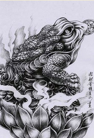 Personality fashion gold lotus tattoo manuscript pattern picture