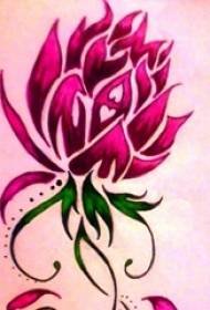 Gražiai nudažytos paprastos eilutės augalų gražių gėlių tatuiruotės rankraštis