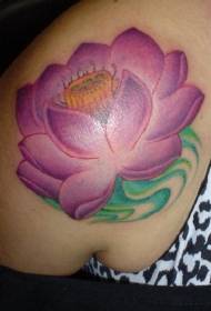 Olkapäävärinen matala lotus-tatuointikuvio