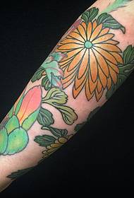Klenge Arm Chrysanthemum Tattoo Muster