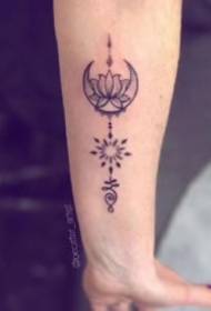 Tema Lotus téma desain garis desain tato