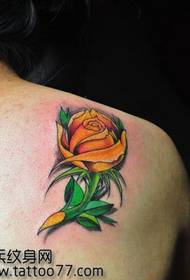 Szépség vissza gyönyörű látszó gyönyörű Rózsa tetoválás minta