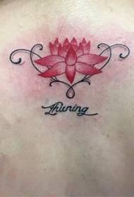 Güzel ve zarif lotus dövmesi