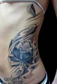 Maayong sumbanan nga tattoo sa lotus nga sidsid