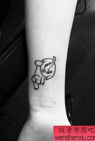 Meisje kind arm schattig totem baby olifant tatoeëringspatroon