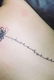 Tatuaggio fiore appassito