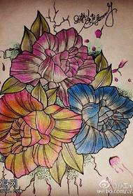 彩色花紋身手稿圖案