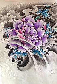 Foto di manoscritto tradizionale tatuaggio peonia