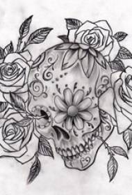 Black gray sketch creative horror skull beautiful flower creative tattoo manuscript