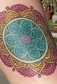 ခြေထောက်အရောင်စုံစပျစ်သီးပွင့် Totem တက်တူးထိုးပုံစံ