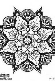 Modello di tatuaggio totem vintage alla vaniglia