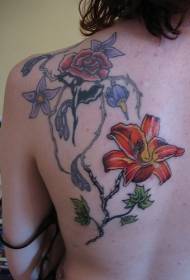 Makeer colour akasimuka uye lily tattoo pikicha