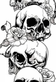 Crna siva skica kreativna horor lubanja prekrasna ruža kreativni rukopis tetovaža
