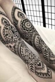 Patró de tatuatge de Brahma punxegut: 9 bells tatuatges de tatuatge de vainilla gris gris de Zhang Chao funciona