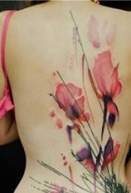 Девушки обратно нарисовали акварелью креативные красивые цветочные татуировки с картинками