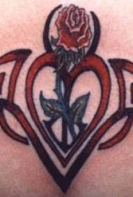 腹部彩色部落標誌愛的心紋身圖案