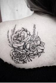 Djevojka natrag crna crta skica književna lijepa cvjetna tetovaža slika