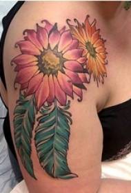 Tyttö käsivarrelle maalattu akvarelli luonnos luova kirjallinen kukka tatuointi kuva