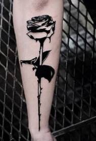 Set negru de modele mici de tatuaje de trandafiri potrivite pentru acoperirea a 9 foi