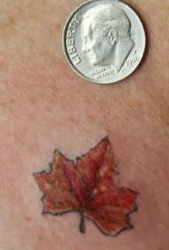 Shoulder colored small maple leaf tattoo pattern