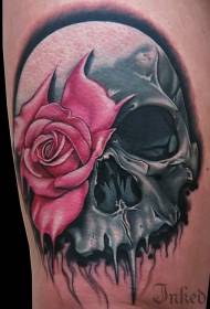 Isithsaba esimibalabala esine-pink rose iphethini ye tattoo
