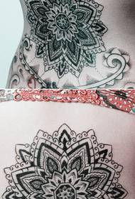 Yaratıcı vanilya totem dövme resmi