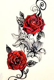 繊細な赤いバラのタトゥー原稿